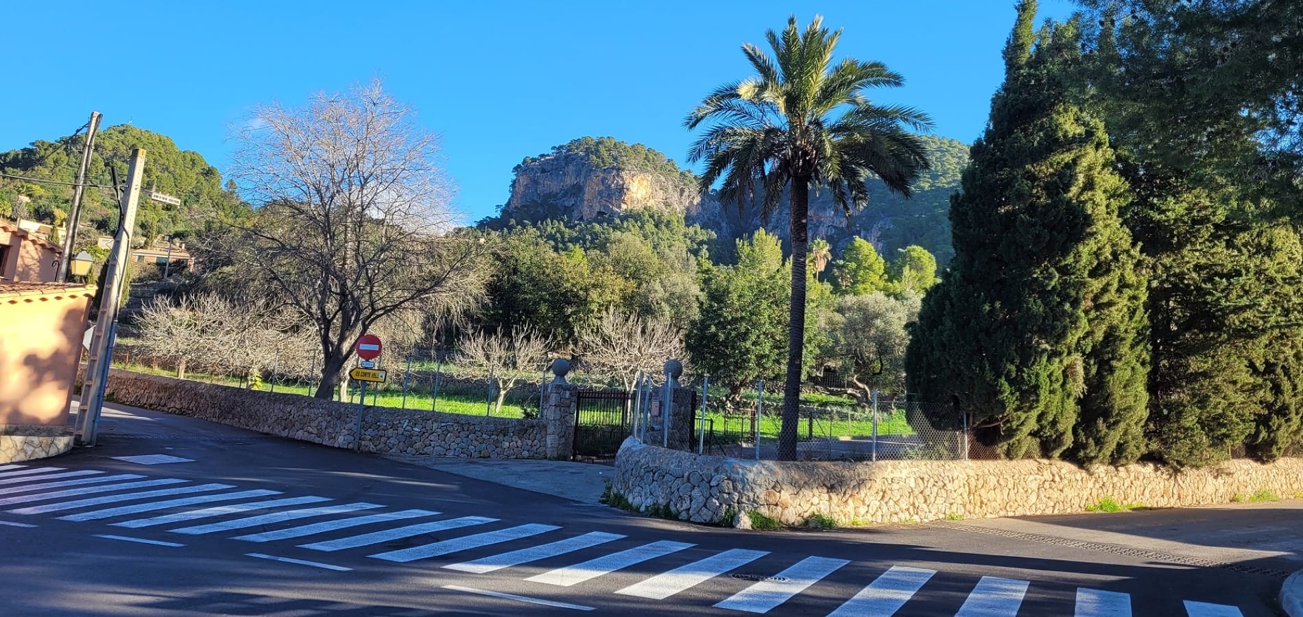 Turen går til Bunyola Turen går til Bunyola - rejstilmallorca.dk din Mallorcaguide